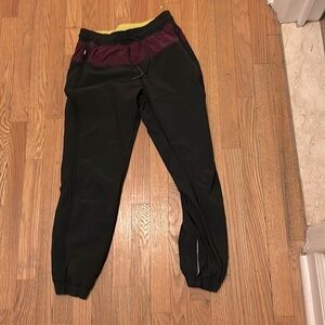 Lululemon joggers